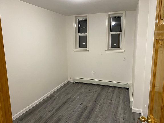 3rd image of 8622 25th Ave Floor 1