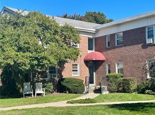 18 Wainwright Ave APT 1A, Yonkers, NY 10710