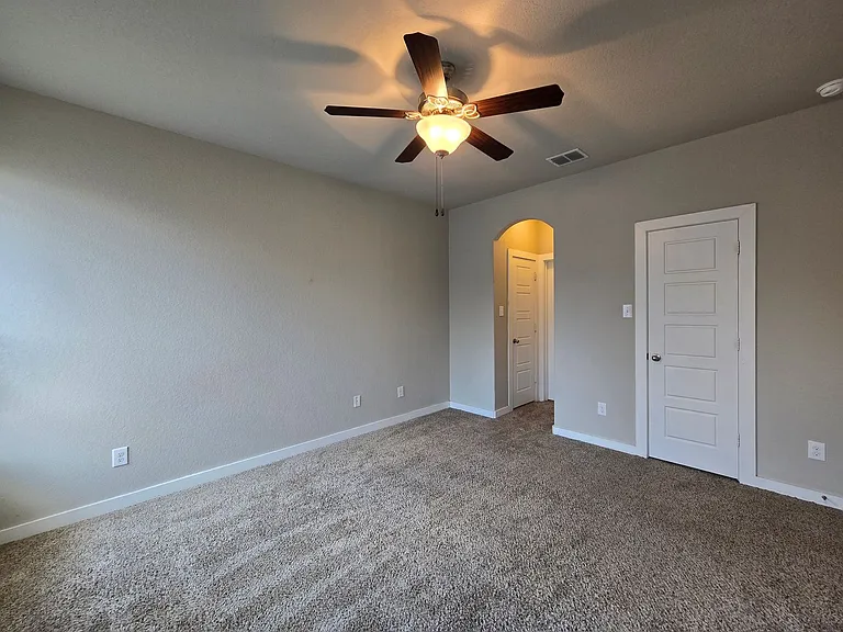 526 Creekside Frst — Photo 11