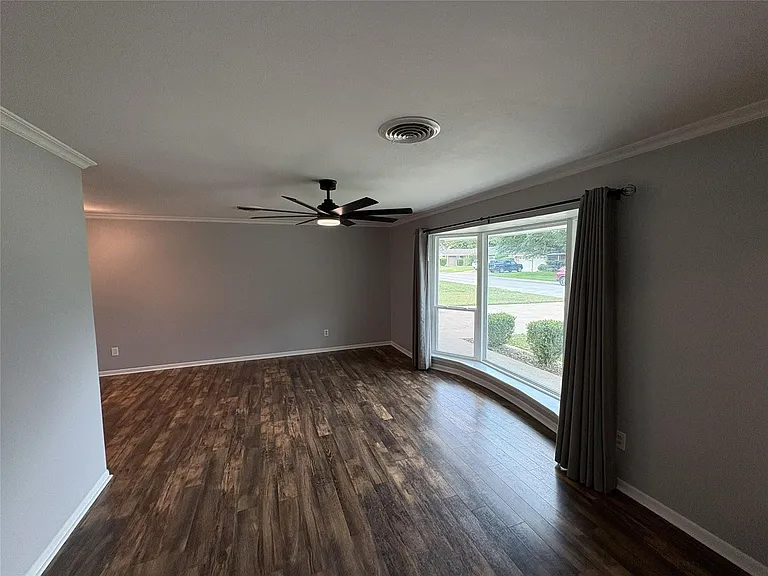 3509 Wharton Dr — Photo 3