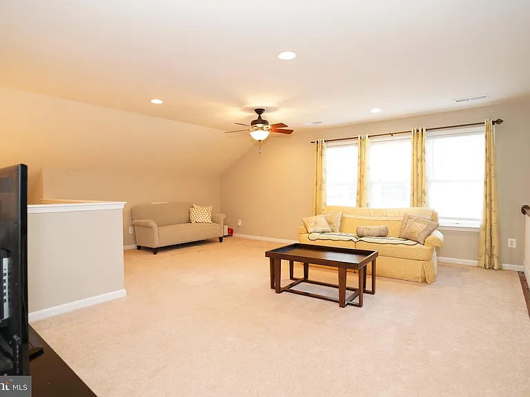 20779 Crescent Pointe Pl — Photo 26