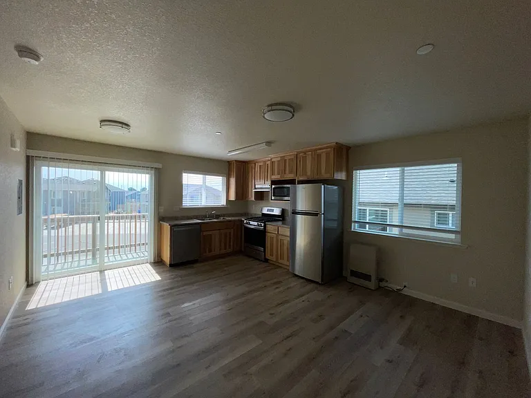 1984 Sagewood Way #271-278 — Photo 2