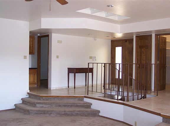 2nd image of 1318 ECHO **AUCTION - MAY 28** Lane