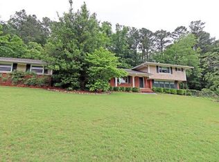 1410 Sherwood Dr, Dalton, GA 30720