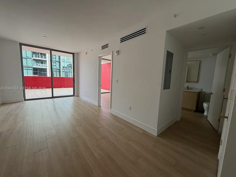 90 NE 32nd St #606 — Photo 9