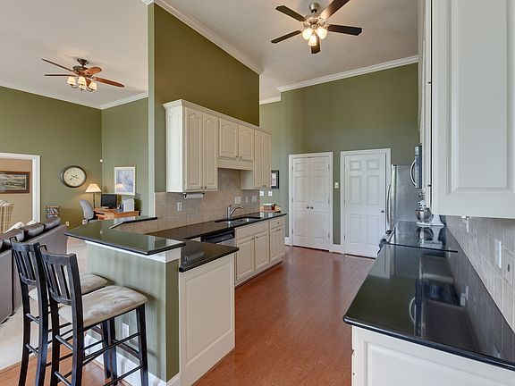 5th image of 10416 Quiet Bay Ct