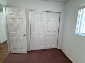 250 Village Dr (YDI)