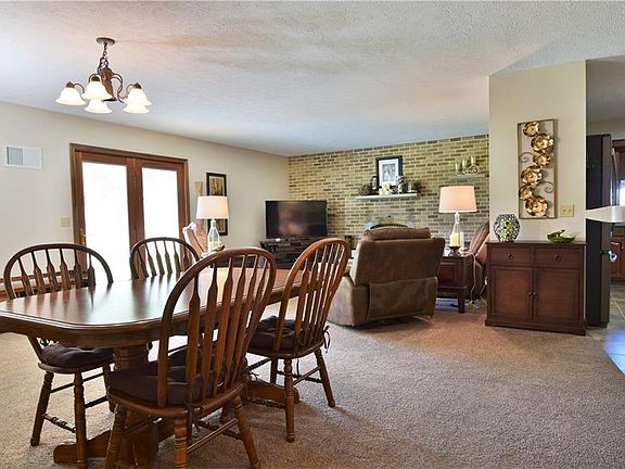 4th image of 1189 Julia Dr