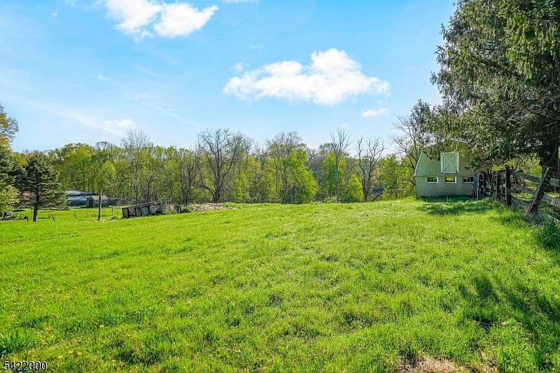 1st image of 156 Pine Brook Rd