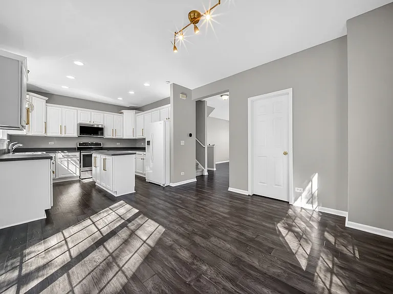 2321 Hudson Cir #2321 — Photo 12