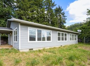 422/424 Krewson Ln, Drain, OR 97435