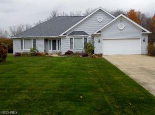 34795 W Sharondale Dr, Solon, OH 44139