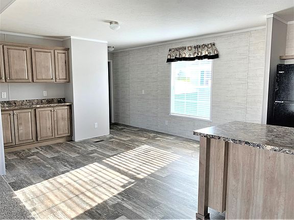 2nd image of 6566 Stratford Dr