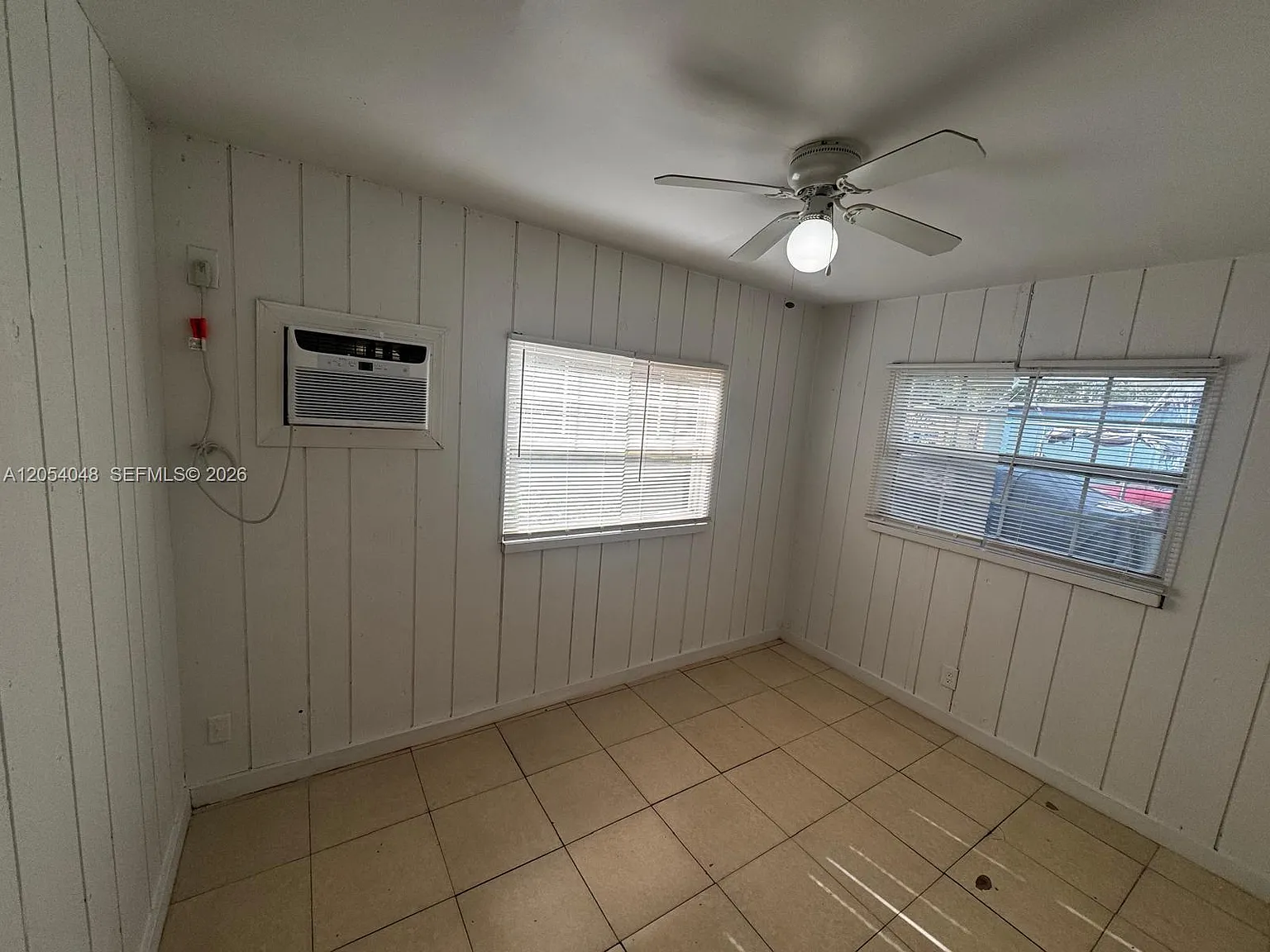 SW 58th Ct, Fort Lauderdale — Photo 3