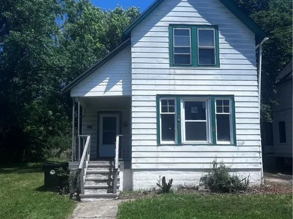 9323 Carton Ave, Cleveland, OH 44104