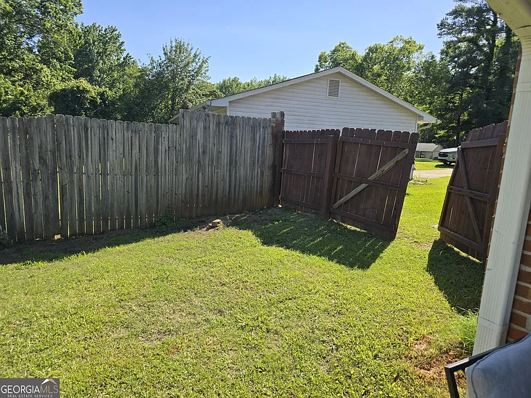 10 Silverwood Dr — Photo 15