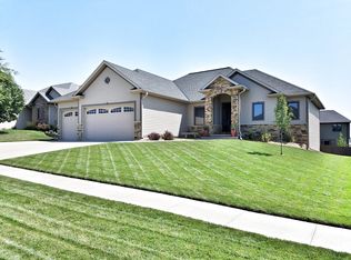 9412 S 28th St, Lincoln, NE 68516