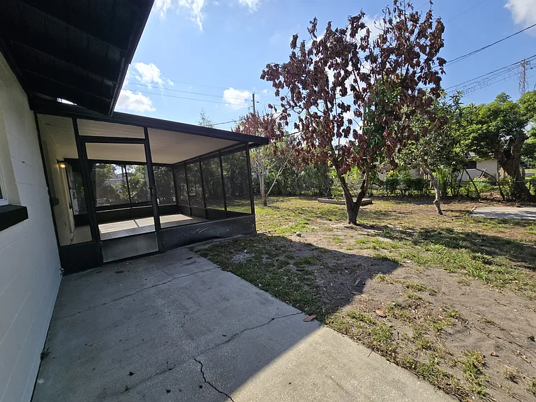 1816 Rendale Dr — Photo 41