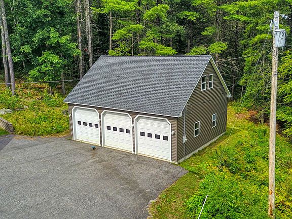 2nd image of 13 Logan Ridge Road