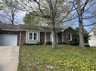 1710 Thistlewood Dr, Clarksville, TN