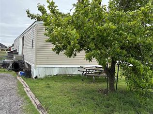 204 5th St, Elgin, OK 73538