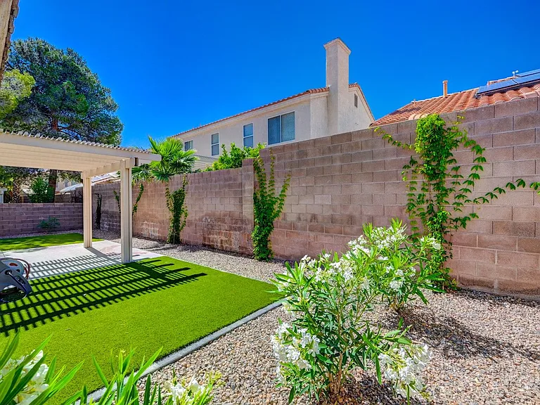9421 Valley Hills Ave — Photo 24
