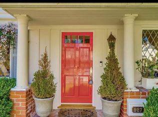 927 Kagawa St, Pacific Palisades, CA 90272