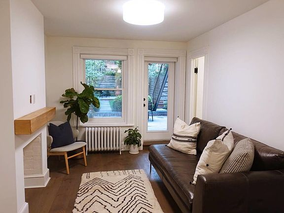 3rd image of 320 13th St Floor 1