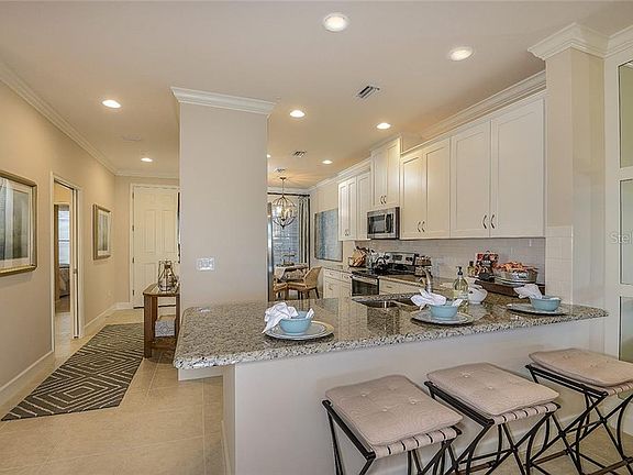 5th image of 5424 Cicerone St #2-202