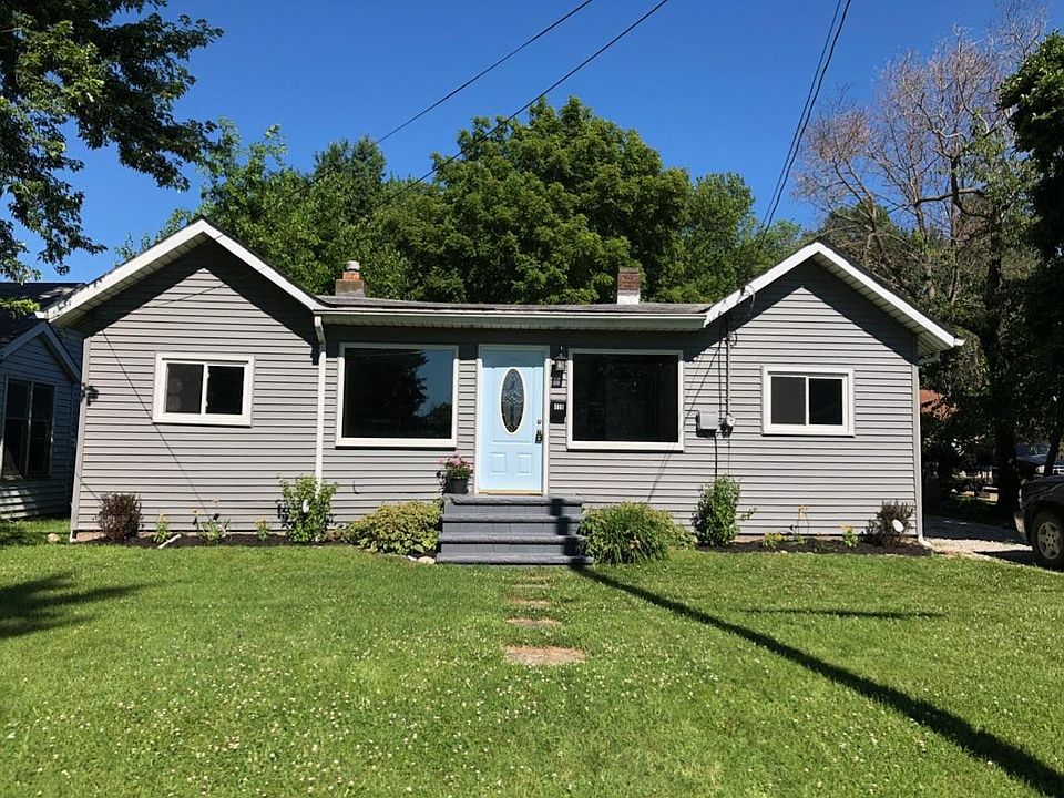 1st image of 5861 Melody Ln