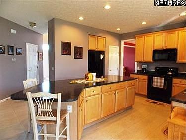 3rd image of 508 Cobblestone Ct