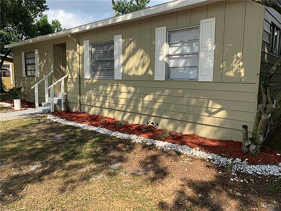 2nd image of 1131 Landmark Ln
