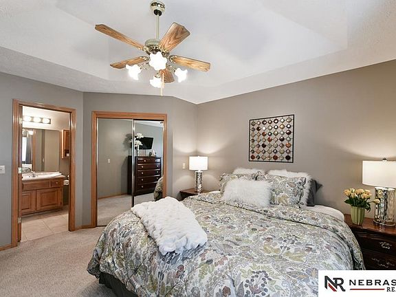 4th image of 2433 Corn Dr
