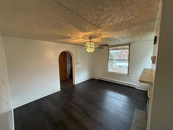 5th image of 153 Hammer Ave
