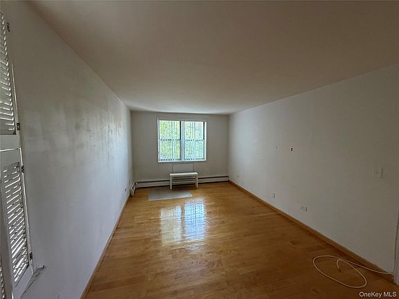 2nd image of 140-55 34 Avenue #4R