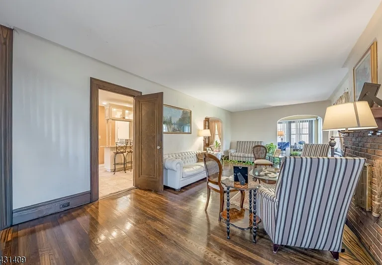 366 Gregory Ave — Photo 6