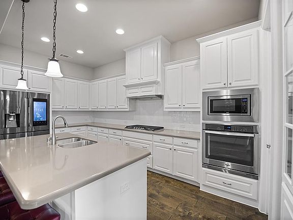 3rd image of 3913 Ramble Creek Dr