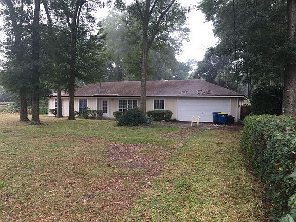 4th image of 1824 Buccaneer Cir E