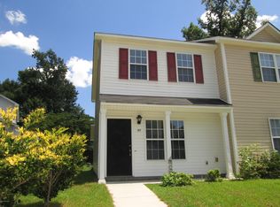 327 Bracken Pl, Jacksonville, NC 28540