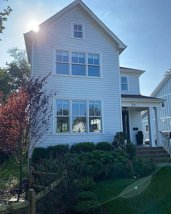 2nd image of 25 Colonial Ct