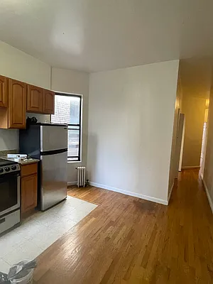 Rented by Jonis Realty | media 1