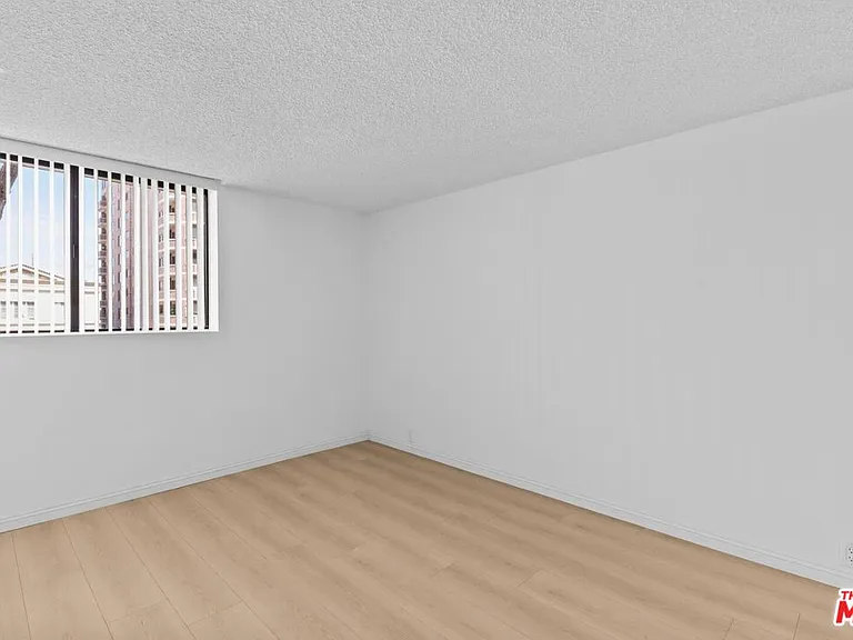 10535 Wilshire Blvd #603 — Photo 26