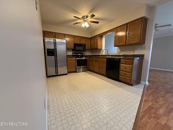 5th image of 611 Wakebridge Blvd