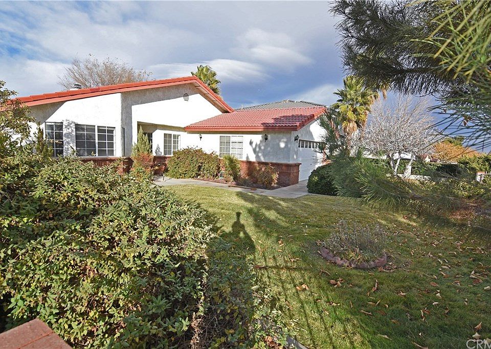 1st image of 17740 Honeycomb Ln