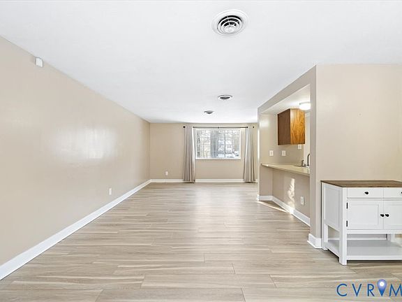 5th image of 8819 Pepperidge Rd