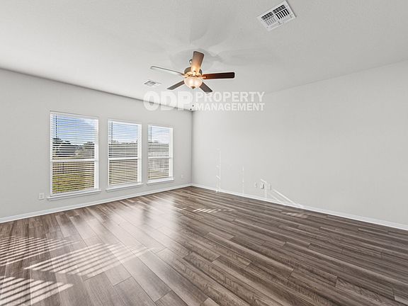 5th image of 5321 Friars Loop