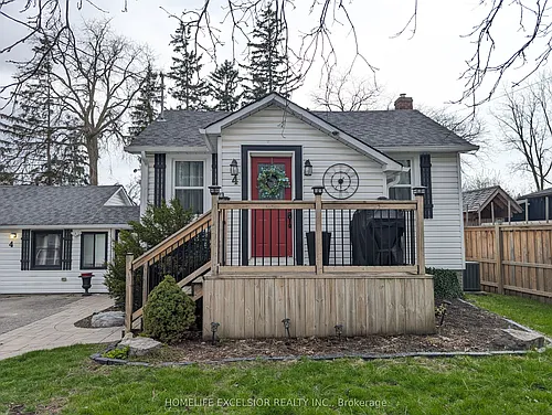 4 Albert St Photo 1
