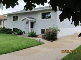 2826 Brook Ct, La Crosse, WI 54601