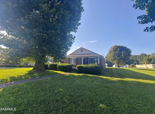 2009 Old Highway 27, Robbins, TN 37852