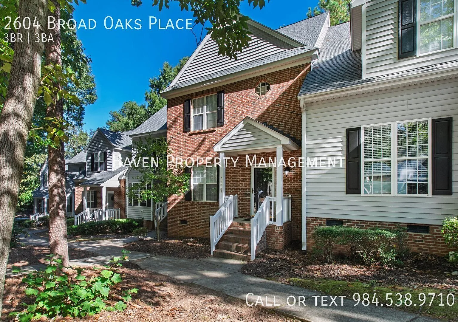 3 Bedroom townhome near NCSU! — Photo 1